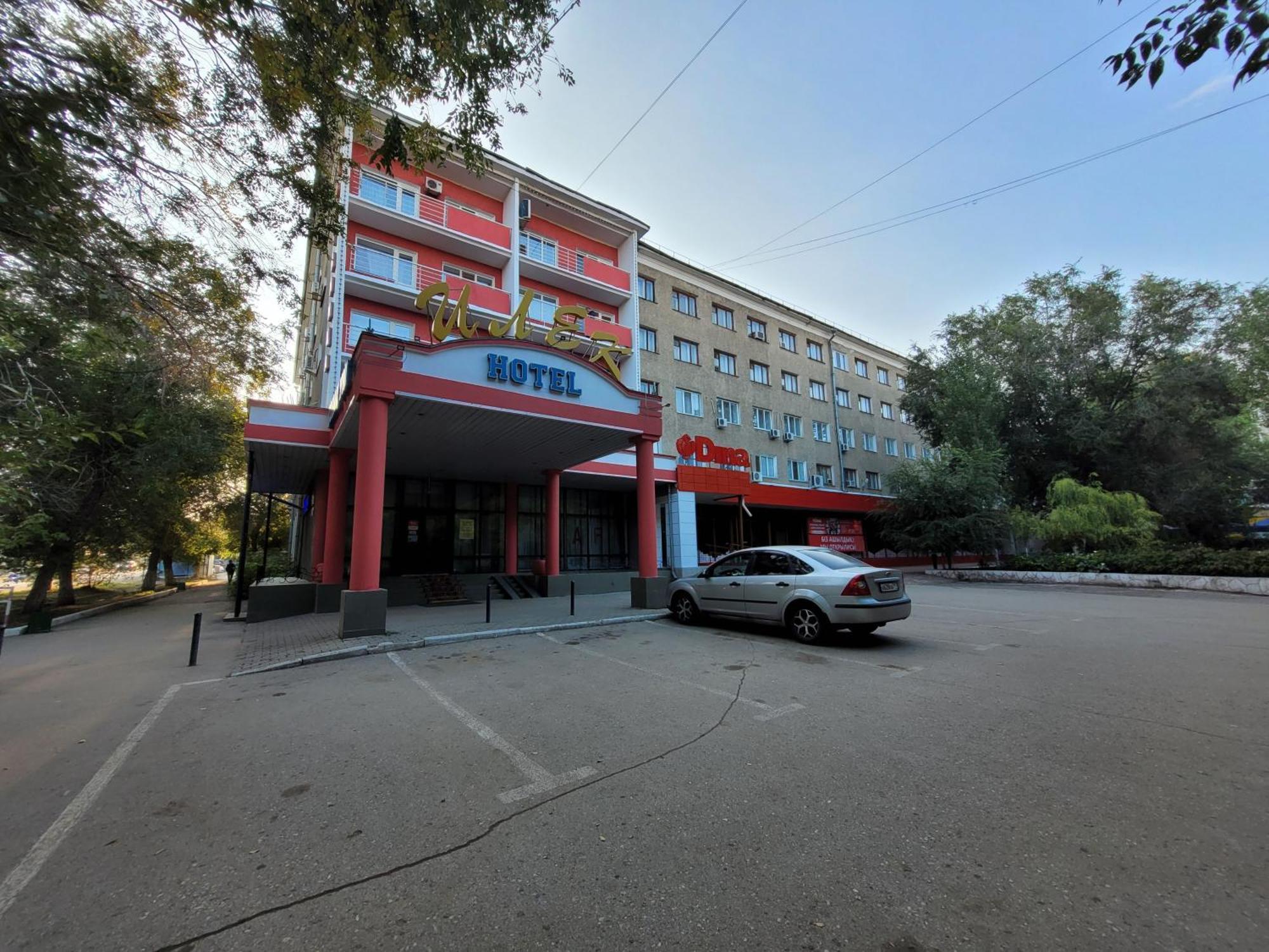 Гостиница Илек Aqtöbe Buitenkant foto